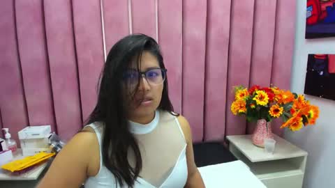 Snapshot of miha_smith chatting on November 2, 3:20 am Miha online show from November 2, 3:20 am