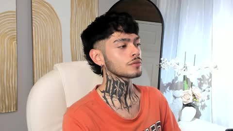 Snapshot of mihailleroy chatting on February 9, 12:06 am MIHAIL LEROY finally independent model online show from February 9, 12:06 am