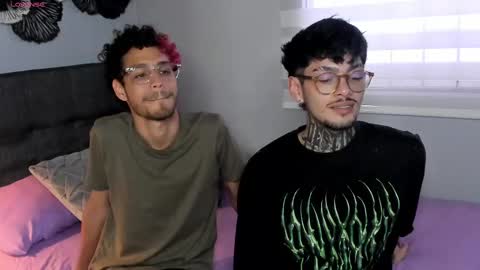 Snapshot of mihailleroy chatting on March 12, 9:56 pm MIHAIL LEROY finally independent model online show from March 12, 9:56 pm