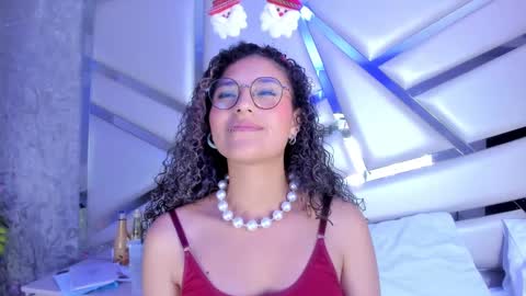 MIA 3 online show from December 24, 8:11 am