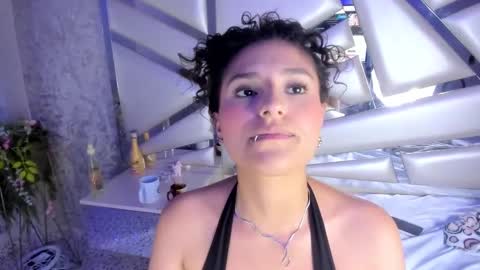 MIA 3 online show from January 4, 9:32 am