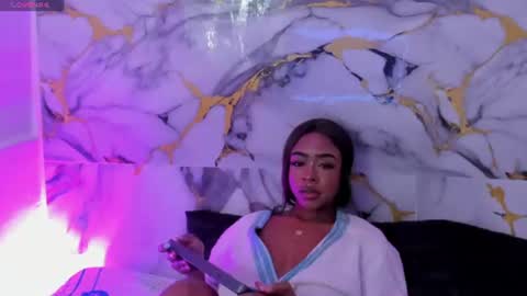 miia_schwarz_ online show from June 21, 4:04 am