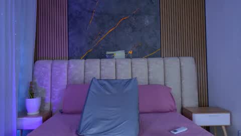 Snapshot of miia_scoott_ chatting on March 14, 11:59 am miia scoott online show from March 14, 11:59 am