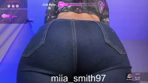 mia online show from May 8, 9:20 pm