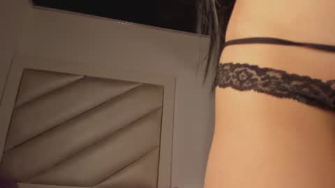 Snapshot of miia_spencer chatting on June 27, 4:12 pm Mia online show from June 27, 4:12 pm