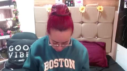 miia online show from October 1, 6:47 pm