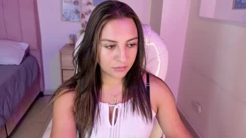 Snapshot of miia_thompson_1 chatting on June 18, 8:02 pm M I I A online show from June 18, 8:02 pm