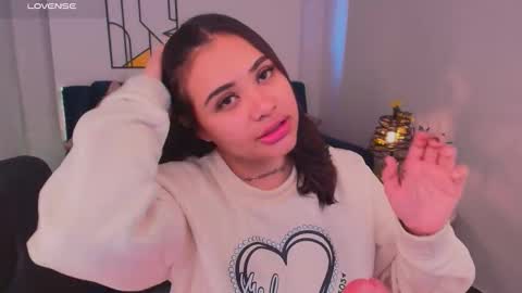 Snapshot of miiaa7_ chatting on October 24, 1:51 pm Ma is my name I invite you to check out my wish list for my birthday  online show from October 24, 1:51 pm