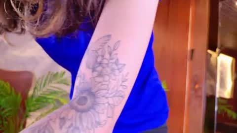 Snapshot of miiaa_cooper chatting on July 1, 4:18 pm CALL ME MIA online show from July 1, 4:18 pm