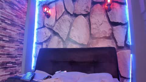 Snapshot of miiss_evaa chatting on October 28, 11:47 am miiss_evaa online show from October 28, 11:47 am