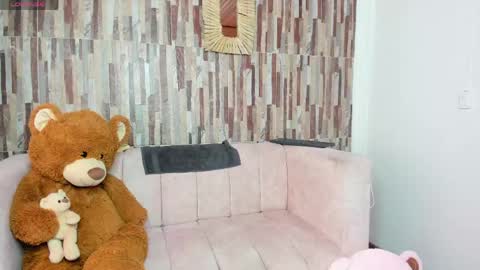miissy__ online show from May 12, 7:44 pm