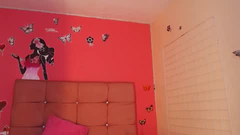 mikaela303av online show from January 7, 4:04 am