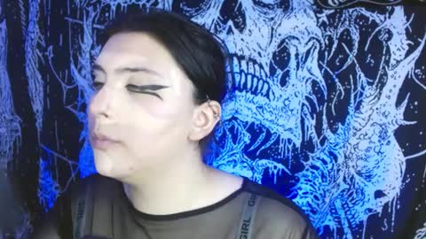 Snapshot of mikaskullcs chatting on October 3, 4:53 am Mika online show from October 3, 4:53 am