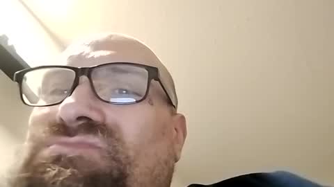 Snapshot of mike3333me chatting on September 26, 3:49 pm mike3333me online show from September 26, 3:49 pm