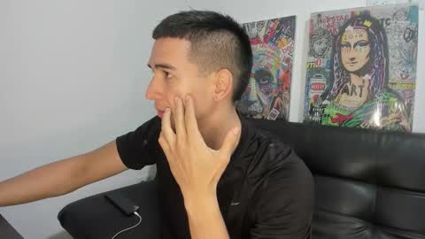 Snapshot of mike3xxx chatting on September 18, 1:51 am mike3xxx online show from September 18, 1:51 am