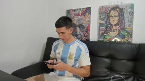 Snapshot of mike3xxx chatting on September 21, 10:55 pm mike3xxx online show from September 21, 10:55 pm