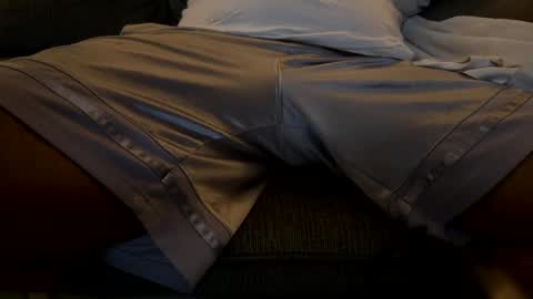 mike66730 online show from October 13, 4:56 am