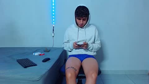 Mike IMDEPENDIENT MODEL online show from October 26, 4:51 am