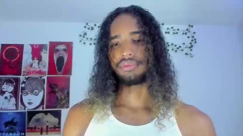 Snapshot of mike__thomson_ chatting on December 3, 12:13 am mike__thomson_ online show from December 3, 12:13 am