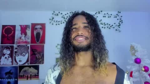 Snapshot of mike__thomson_ chatting on December 26, 12:57 am mike__thomson_ online show from December 26, 12:57 am