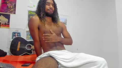 Snapshot of mike__thomson_ chatting on January 22, 10:05 pm mike__thomson_ online show from January 22, 10:05 pm