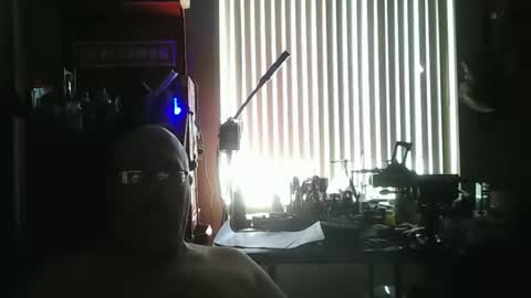 Snapshot of mike_allen4 chatting on April 12, 6:02 pm mike_allen4 online show from April 12, 6:02 pm