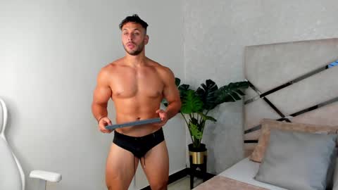 Mike Belle online show from December 3, 12:57 am