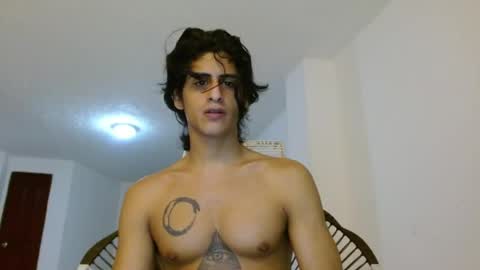 Snapshot of mike_d1030 chatting on May 8, 5:24 am mike_d1030 online show from May 8, 5:24 am