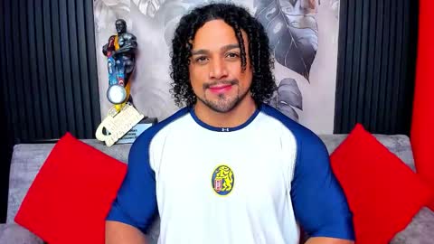   online show from January 6, 12:31 pm