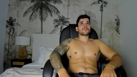 Mike Montoya online show from October 15, 5:18 am