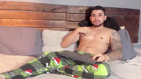 Mike Montoya online show from February 12, 2:39 am