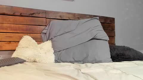 Snapshot of mike_montoya chatting on February 14, 4:31 am Mike Montoya online show from February 14, 4:31 am