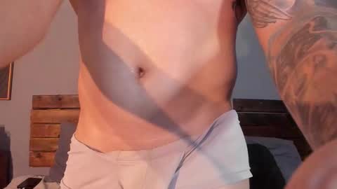 Snapshot of mike_montoya chatting on February 20, 1:24 am Mike Montoya online show from February 20, 1:24 am