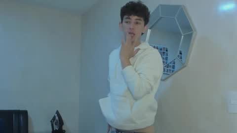 Mikebelf4 online show from November 24, 4:45 am