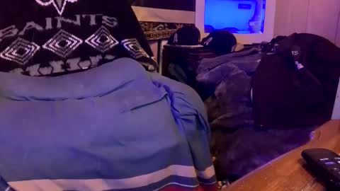 Snapshot of mikeblair5081 chatting on December 19, 3:35 am mikeblair5081 online show from December 19, 3:35 am