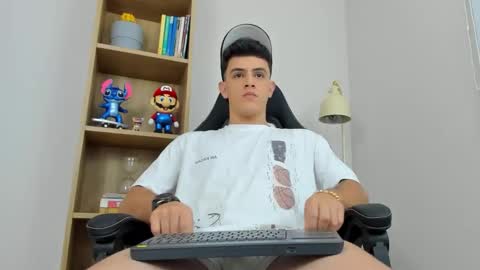 Snapshot of mikecooper_ chatting on March 28, 12:10 am Mike Cooper online show from March 28, 12:10 am