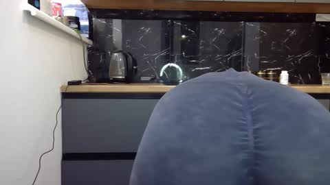 mikee4478 online show from April 23, 11:42 am