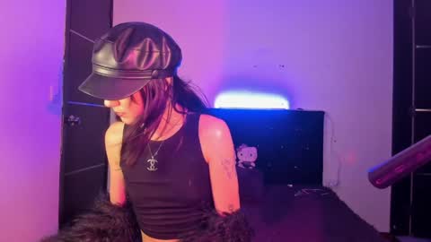 ZARA BLARE online show from April 21, 10:23 pm