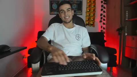 mikee_scooth online show from January 5, 2:27 am