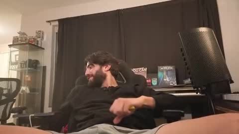 Snapshot of mikehawk1589 chatting on March 31, 9:32 am mikehawk1589 online show from March 31, 9:32 am