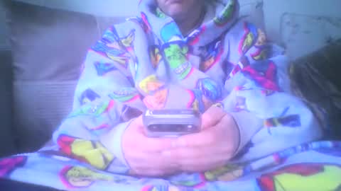 Snapshot of mikehockishuge9 chatting on February 8, 4:21 pm mikehockishuge9 online show from February 8, 4:21 pm