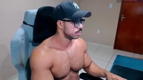 Snapshot of mikehotk chatting on September 11, 8:42 pm mikehotk online show from September 11, 8:42 pm