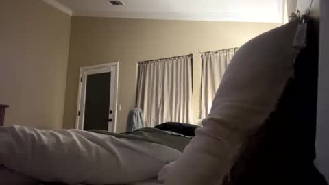 Snapshot of mikemoto84707 chatting on February 13, 5:36 am Mike online show from February 13, 5:36 am