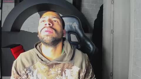 MIKE PARK  online show from September 22, 11:12 am