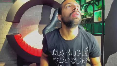 MIKE PARK  online show from September 25, 11:03 am