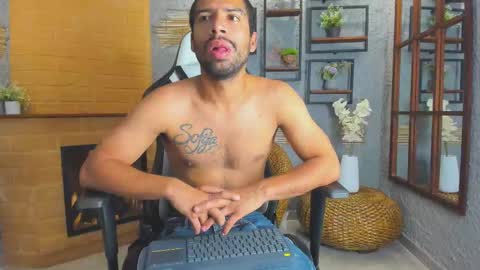 MIKE PARK  online show from October 18, 11:11 am