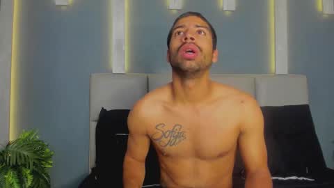 MIKE PARK  online show from October 30, 11:33 am