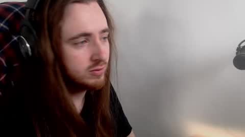 Snapshot of mikeskeldon3 chatting on February 25, 12:45 pm Lord Jesus online show from February 25, 12:45 pm