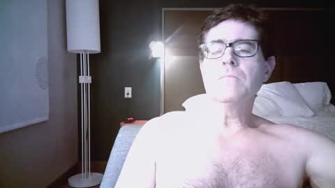 Snapshot of mikewulds chatting on March 8, 2:04 am Mike online show from March 8, 2:04 am