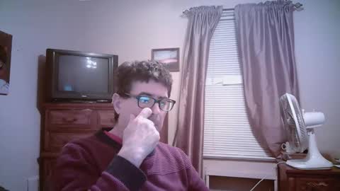 Snapshot of mikewulds chatting on March 18, 1:53 am Mike online show from March 18, 1:53 am